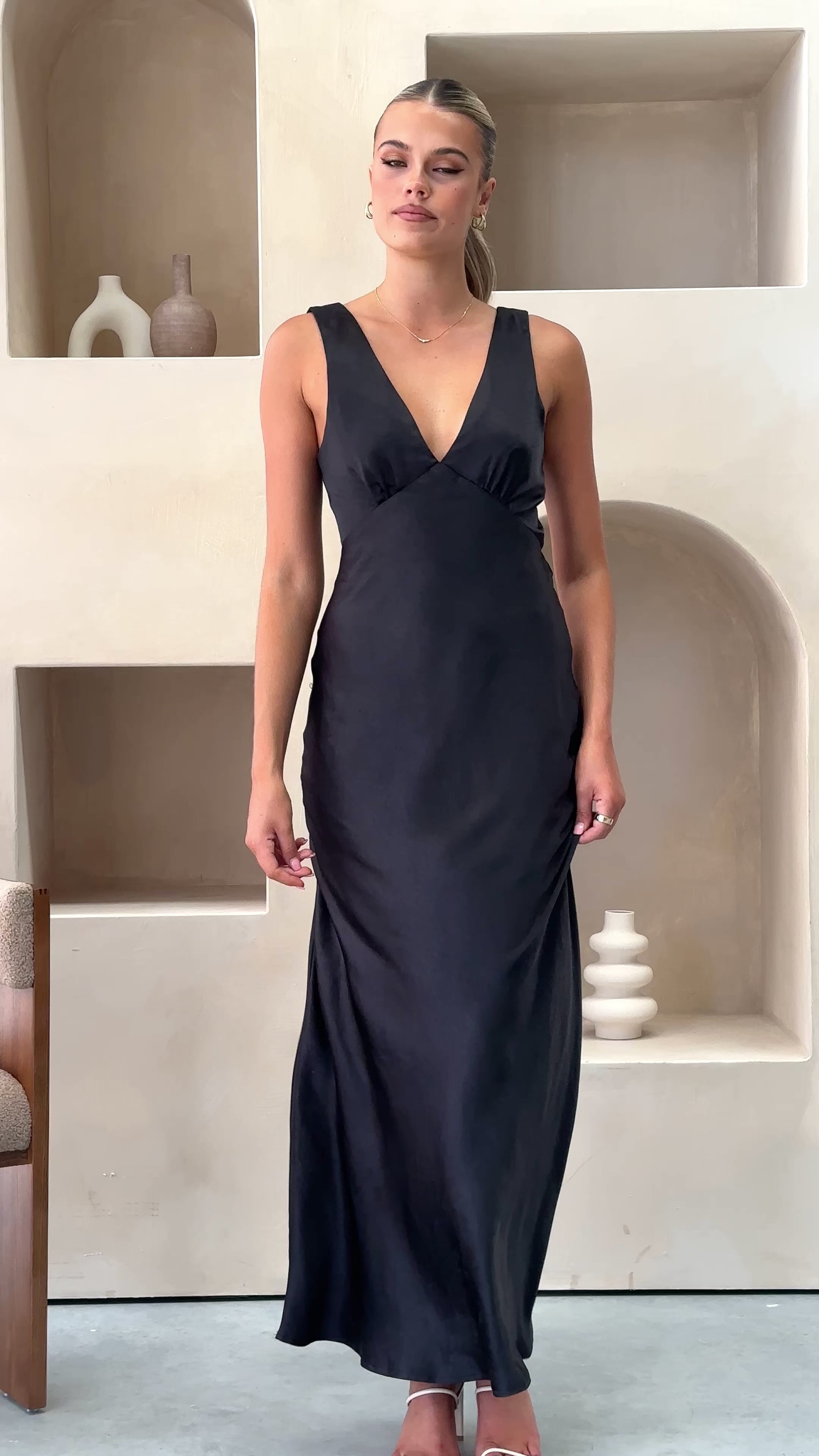 Sofia Maxi Dress - Black